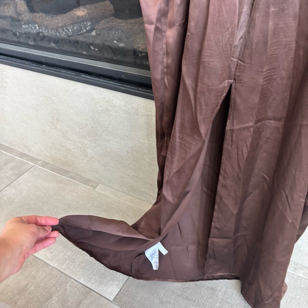 Reformation Frankie 100% Silk Maxi Slip Dress in Brown, Size 14 - Picture 15 of 16